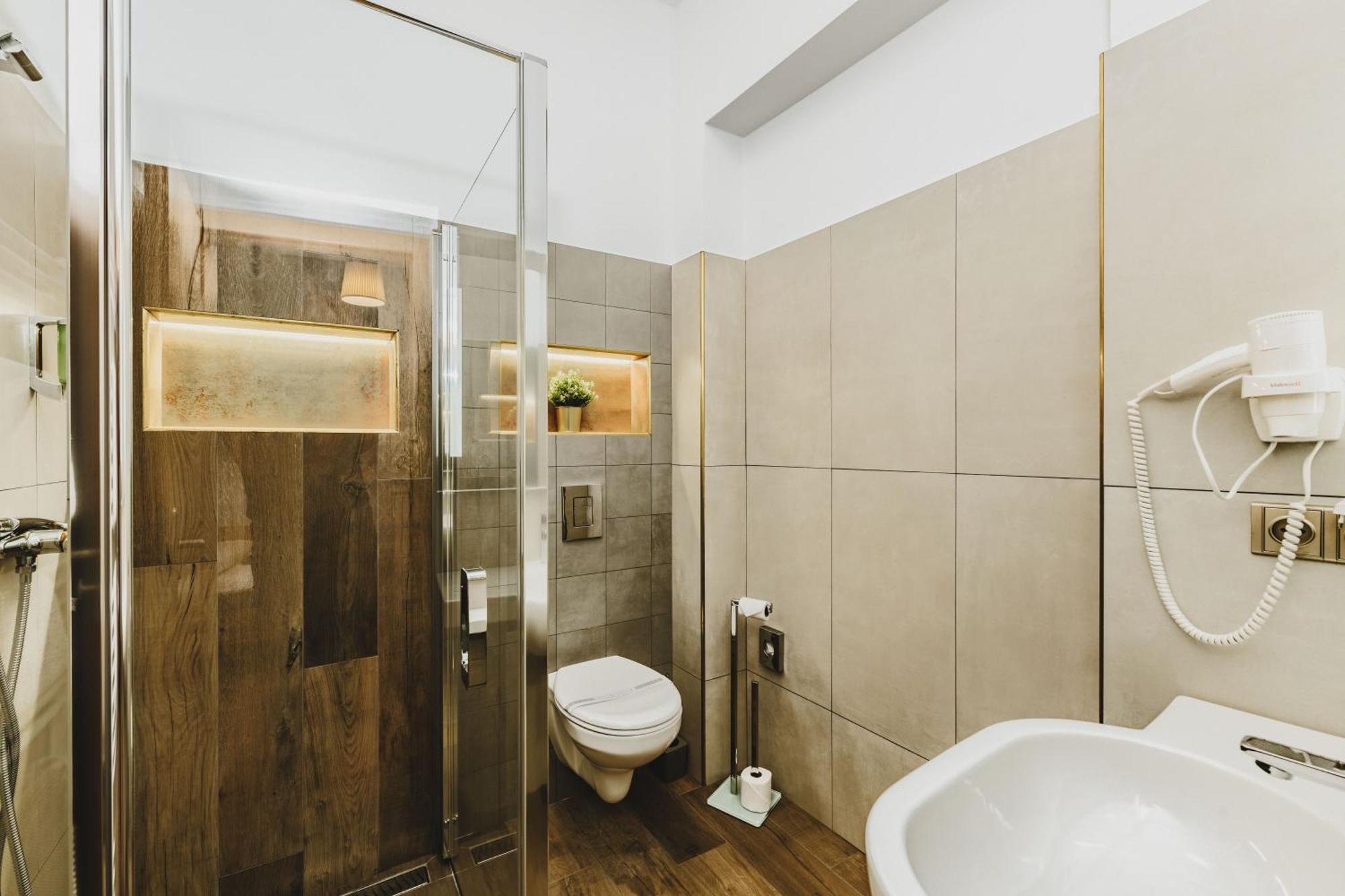 Hotel Grand Tábor Esterno foto