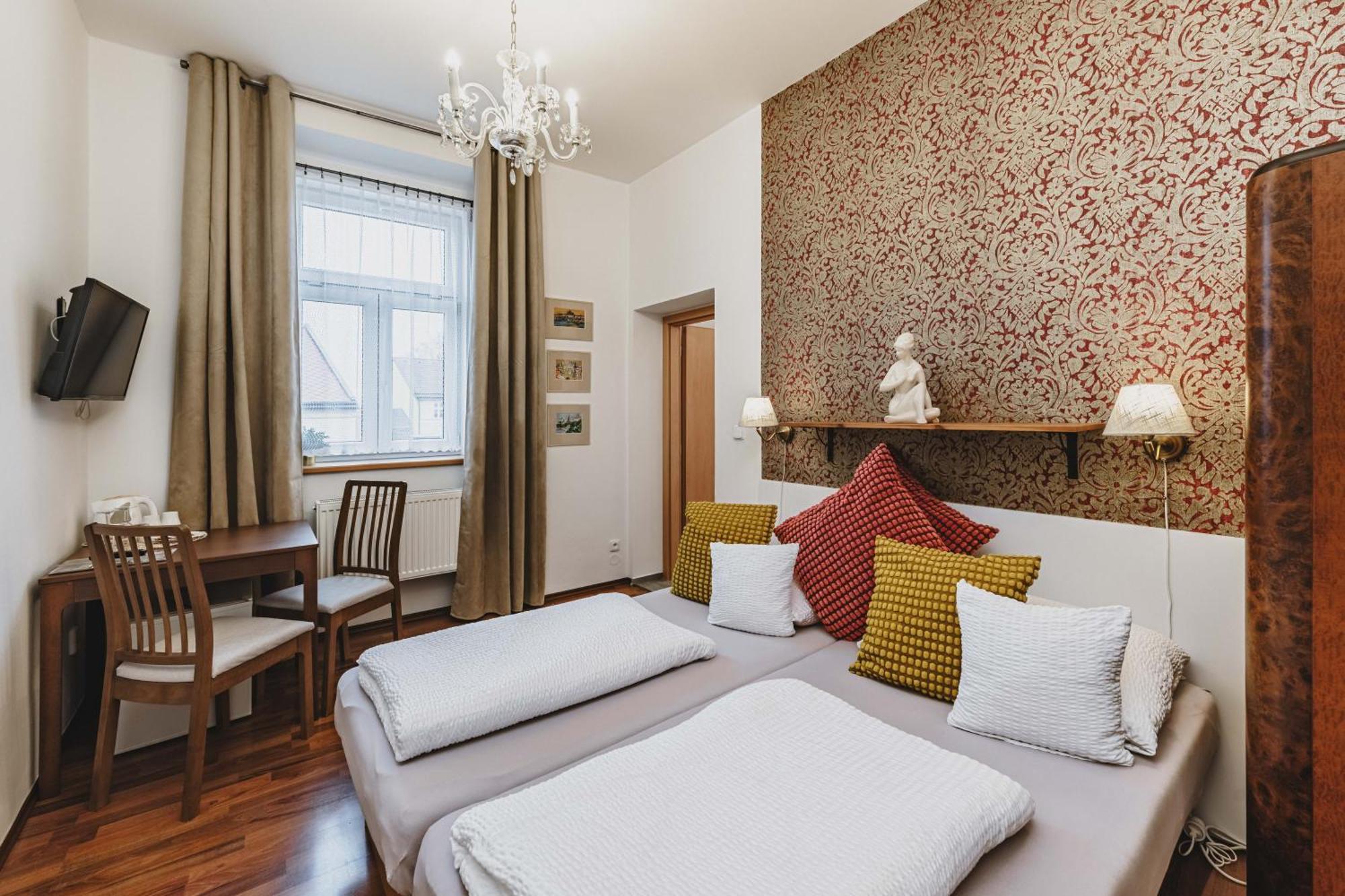 Hotel Grand Tábor Esterno foto